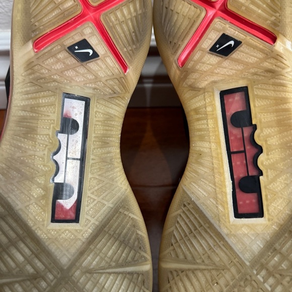 LeBron 10+ Sport Pack Pressure Size 11 - Picture 6 of 11